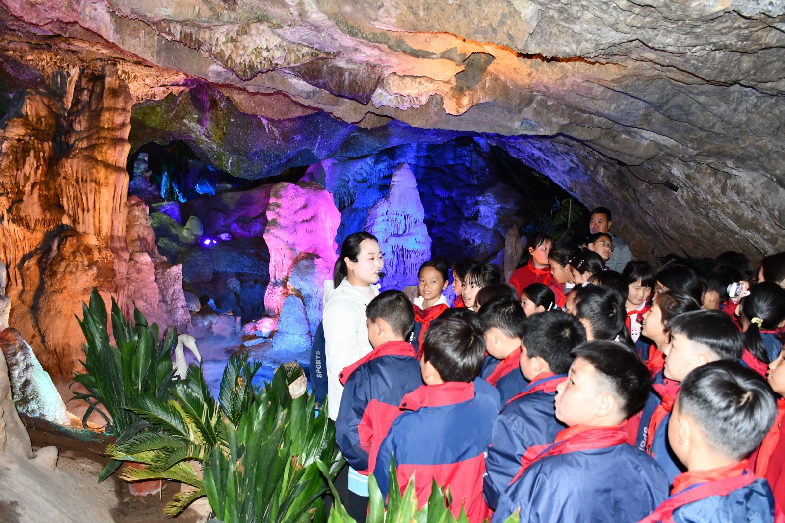 老师讲话.jpg